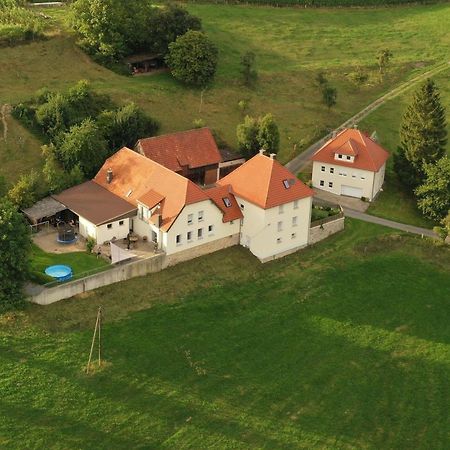 Ferienwohnungen Finkengrund Bueren  Exterior foto